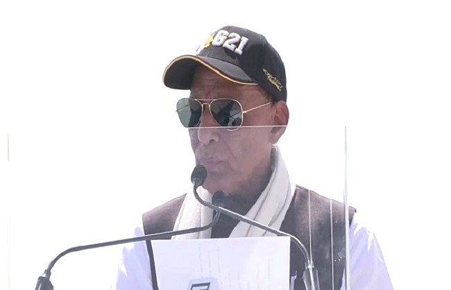 मिग-21 की वायु सेना से विदाई पर राजनाथ ने भारत-रूस के साथ गहरे संबंधों को याद किया