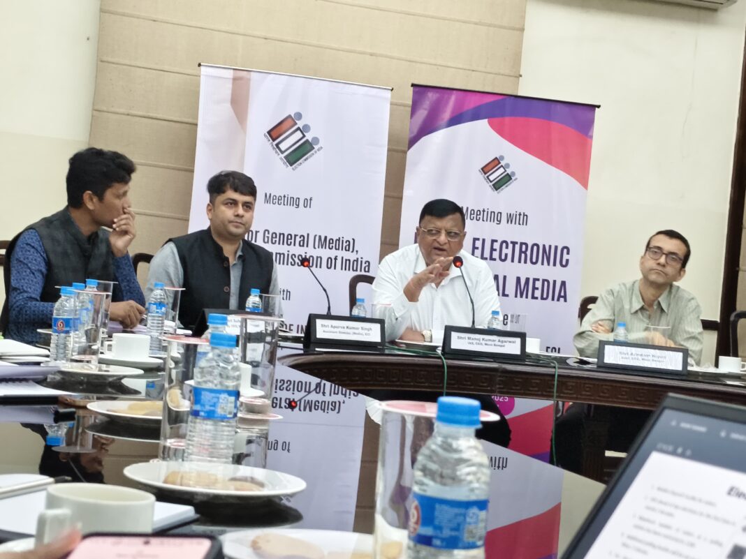 एसआईआर के तहत पश्चिम बंगाल में 7.62 करोड़ नामांकन प्रपत्र डिजिटाइज्ड : चुनाव आयोग