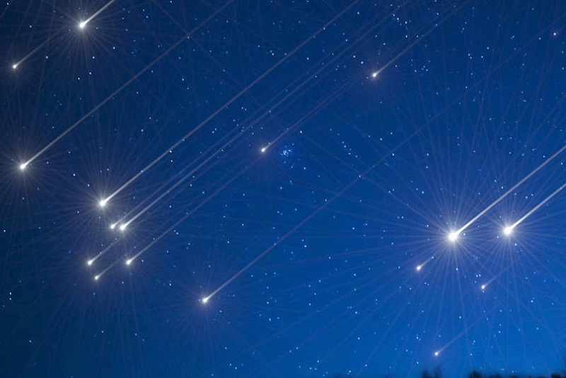 आकाश में रविवार की रात दिखेगा अद्भुत नजारा, उल्काओं की होगी आतिशबाजी