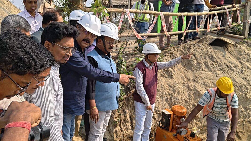 अमृत–2 परियोजना की प्रगति का जायजा लेने पहुंचे मेयर