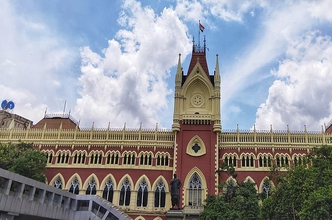 हाईकोर्ट ने बहाल की रद्द की गई 32 हजार प्राथमिक शिक्षकों की नियुक्ति