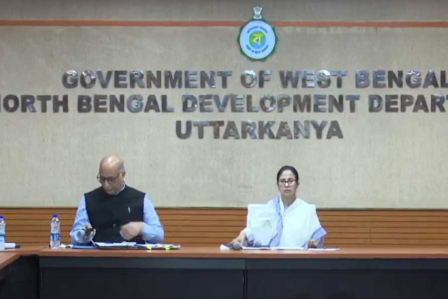 एसआईआर के दौरान एआई आधारित डिजिटलीकरण की त्रुटियों से मतदाताओं को परेशानी : ममता बनर्जी ने मुख्य चुनाव आयुक्त को लिखा पत्र